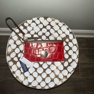 Dooney & Bourke wristlet